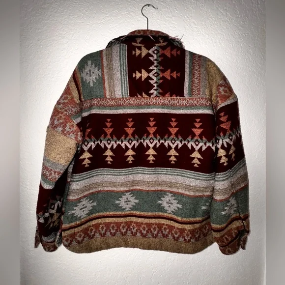 Aztec patterned shacket by New In - Picture 3 of 5